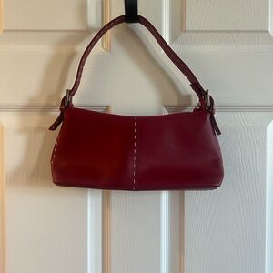 Harold’s Leather Elegant Red Leather Shoulder Bag